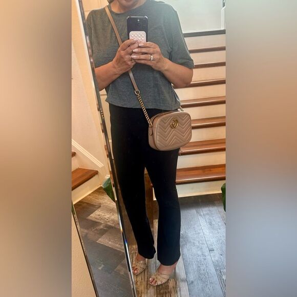 Authentic Gucci GG Marmont Matelasse Leather Crossbody Bag - Picture 15 of 17